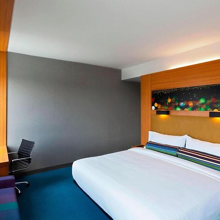 Aloft Bogota Airport Hotel Bagian luar foto