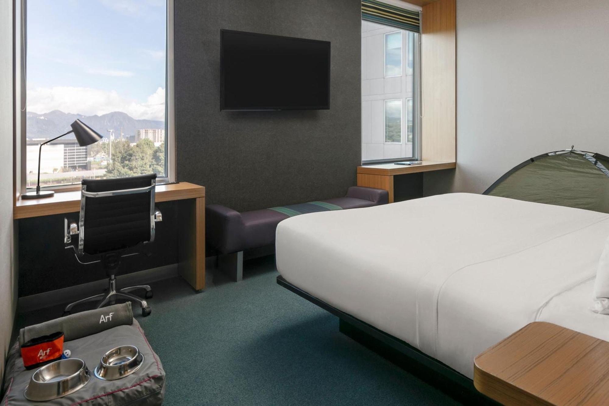 Aloft Bogota Airport Hotel Bagian luar foto