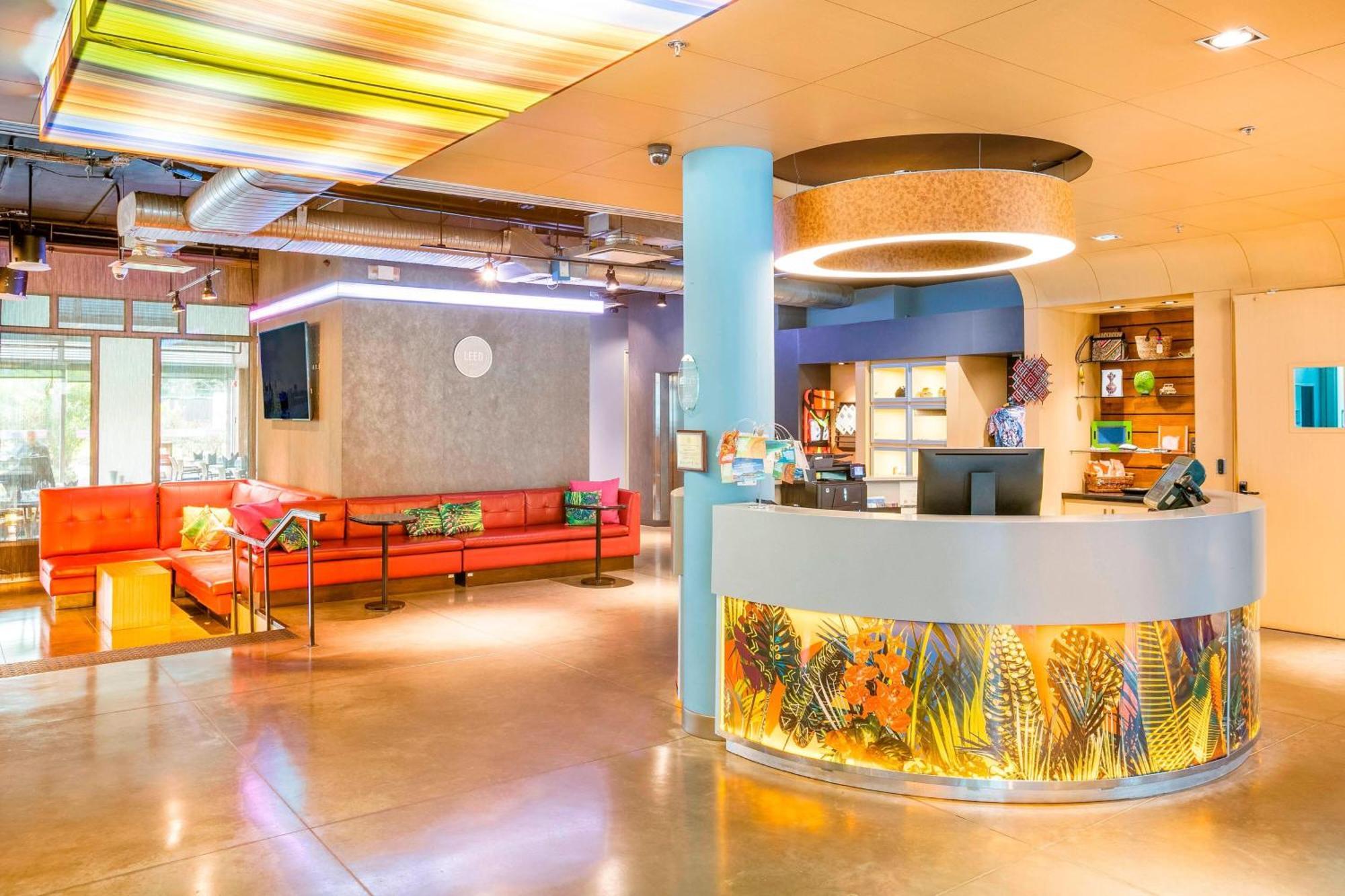 Aloft Bogota Airport Hotel Bagian luar foto