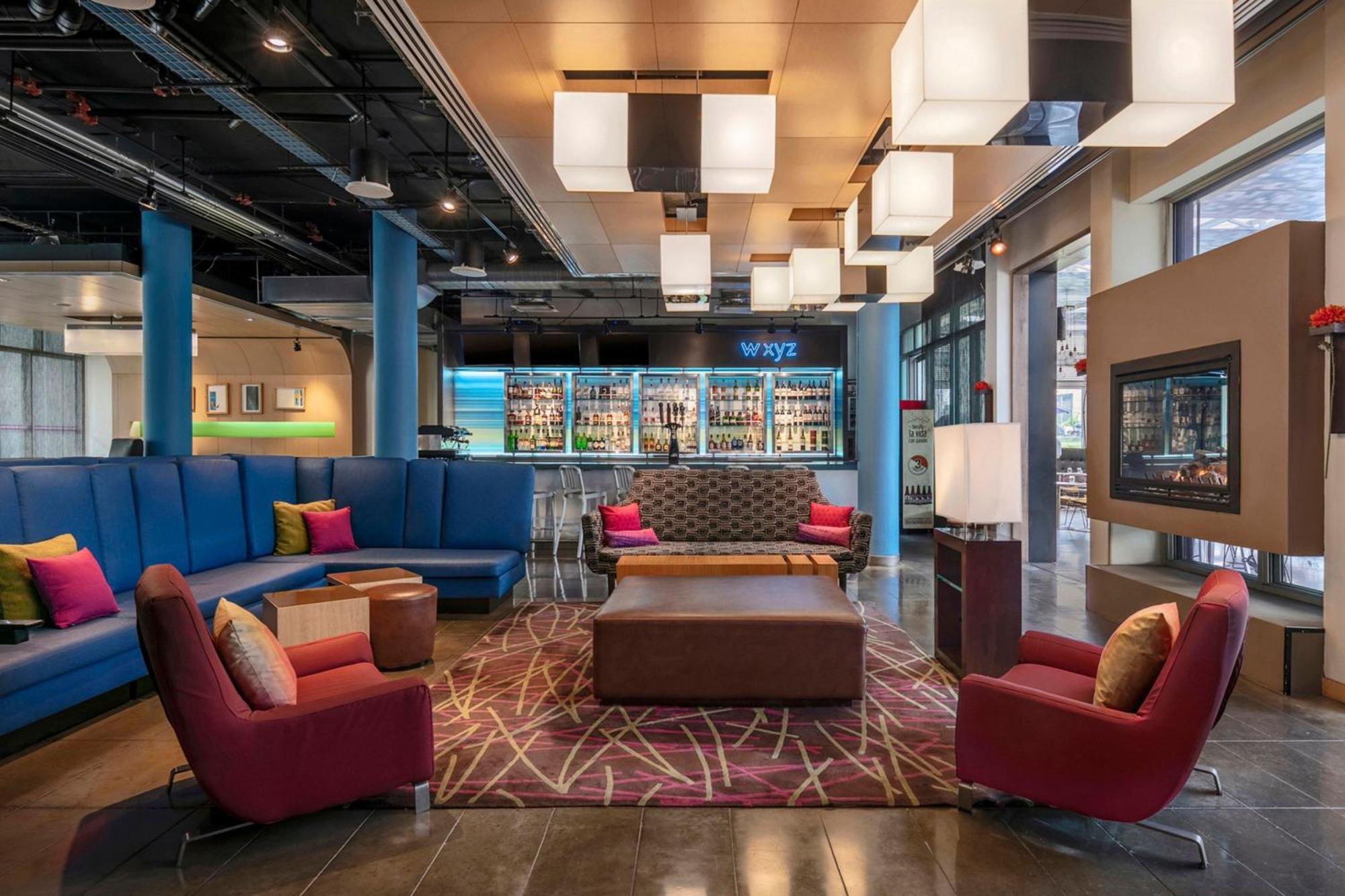 Aloft Bogota Airport Hotel Bagian luar foto